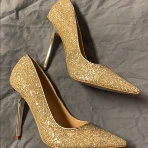 Guess glitter pumps size 7.5